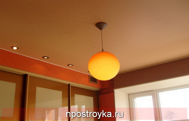 Матовые цветные натяжные потолки