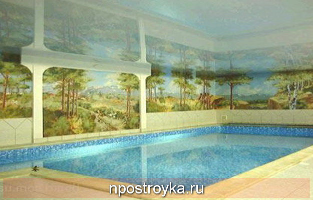 Натяжные потолки в бассейне