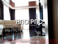глянцевый натяжной потолок фото