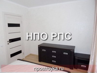 глянцевый натяжной потолок фото