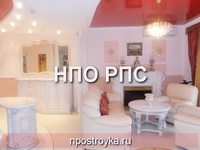 глянцевый натяжной потолок фото