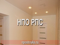 глянцевый натяжной потолок фото