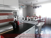 глянцевый натяжной потолок фото